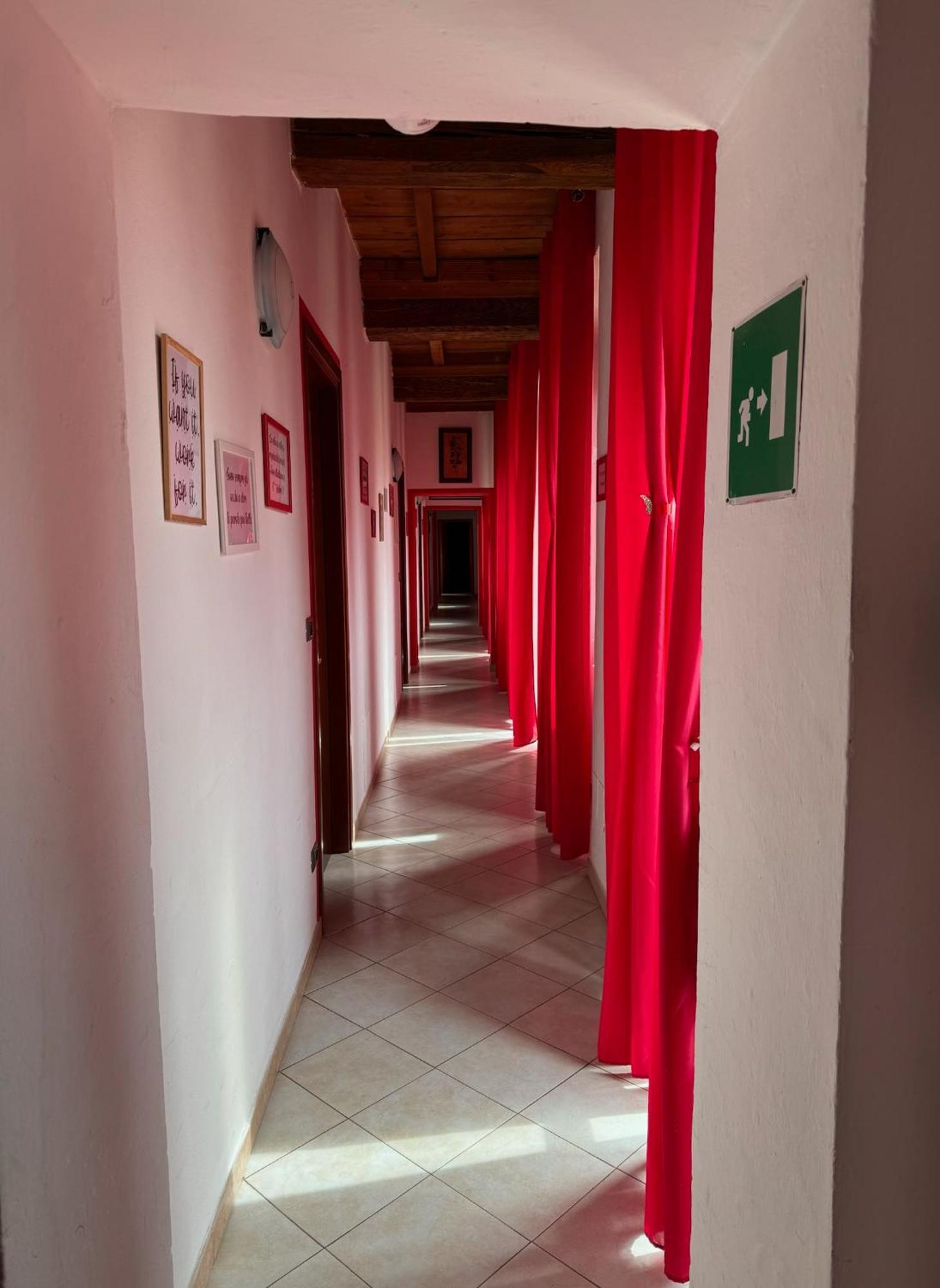 Hotel Duca Di Tromello Экстерьер фото