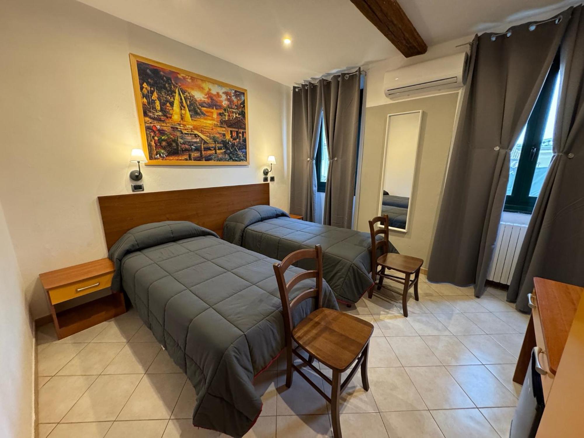 Hotel Duca Di Tromello Экстерьер фото
